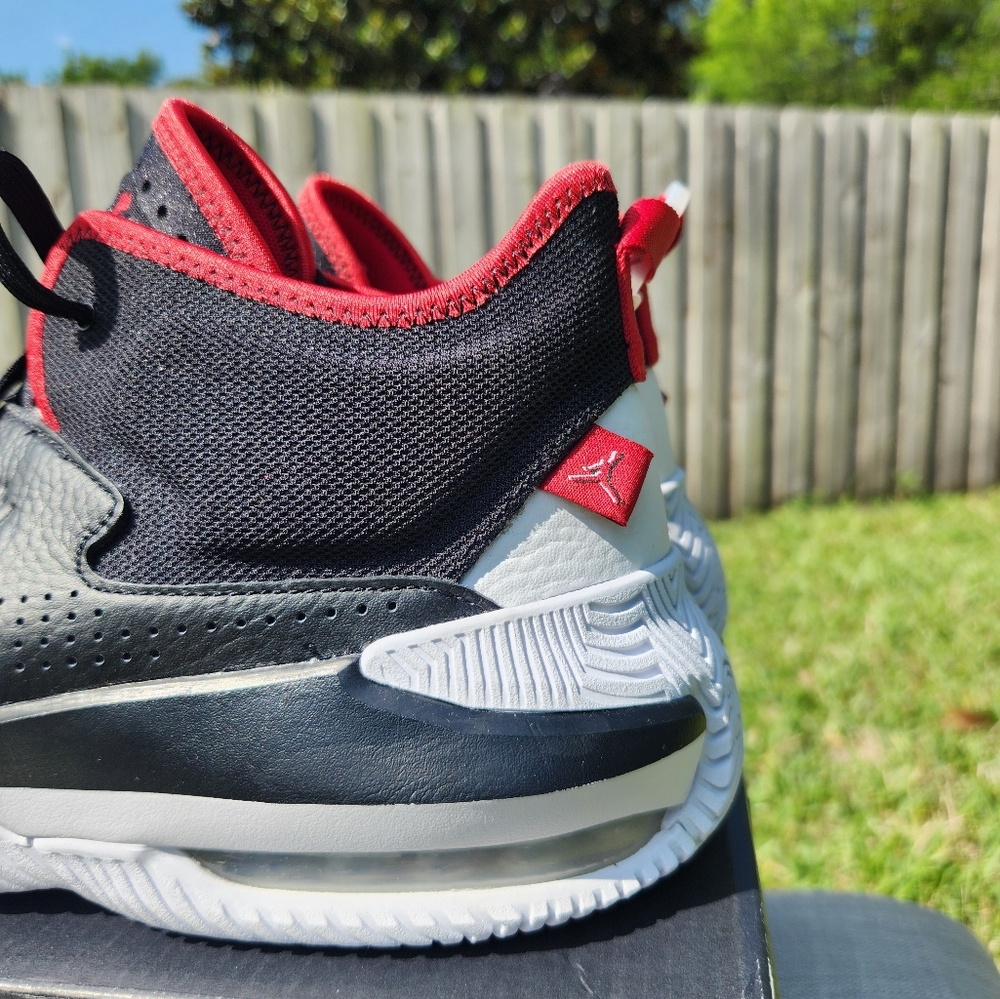 Size 14 - Jordan Stay Loyal 2 Black White Gym Red - Picture 2 of 8